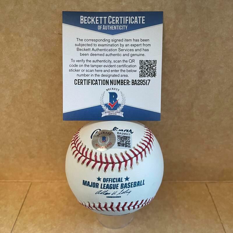 DIONER NAVARRO YANKEES/REDS/CUBS SIGNED AUTOGRAPHED M.L. BASEBALL BAS BA29517
