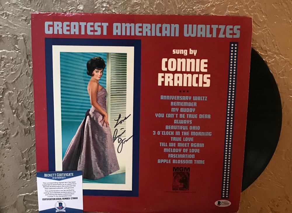 CONNIE FRANCIS GREATEST AMERICAN WALTZES  SIGNED VINYL LP RECORD  BECKETT C76600