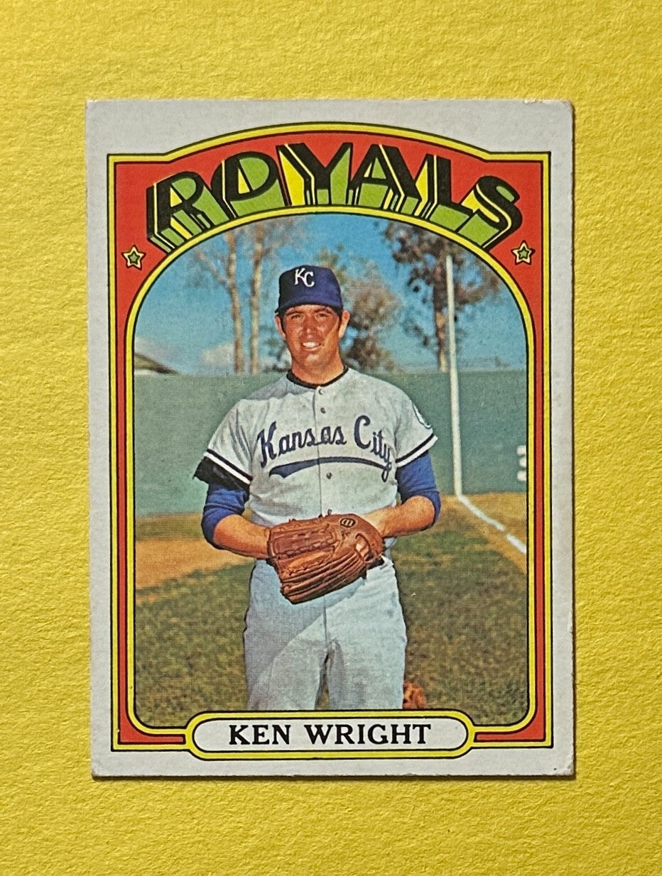 1972 TOPPS KEN WRIGHT #638 ROYALS