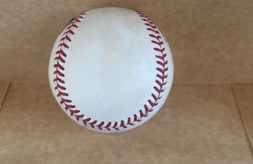 TERRY PENDLETON BRAVES/MARLINS SIGNED VINTAGE N.L. BASEBALL BECKETT AUTH