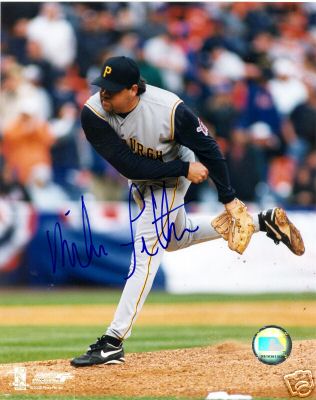 MIKE FETTERS PITTSBURGH PIRATES SIGNED 8X10 PHOTO W/COA
