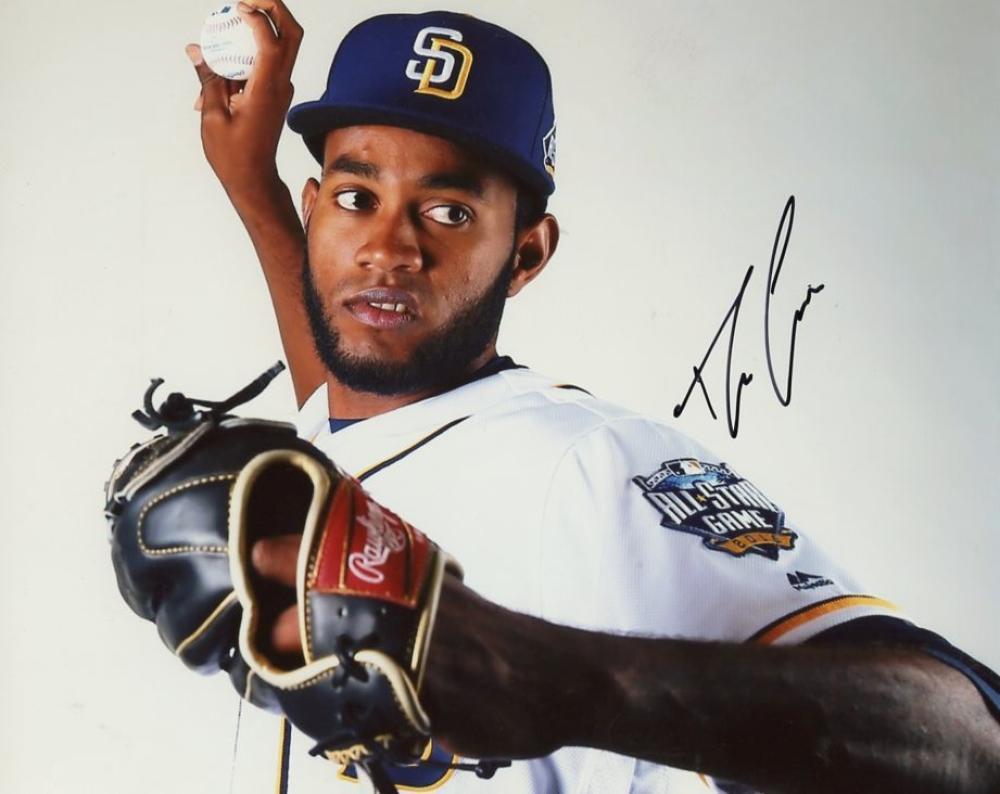TAYRON GUERRERO SAN DIEGO PADRES SIGNED AUTOGRAPHED 8X10 PHOTO W/COA