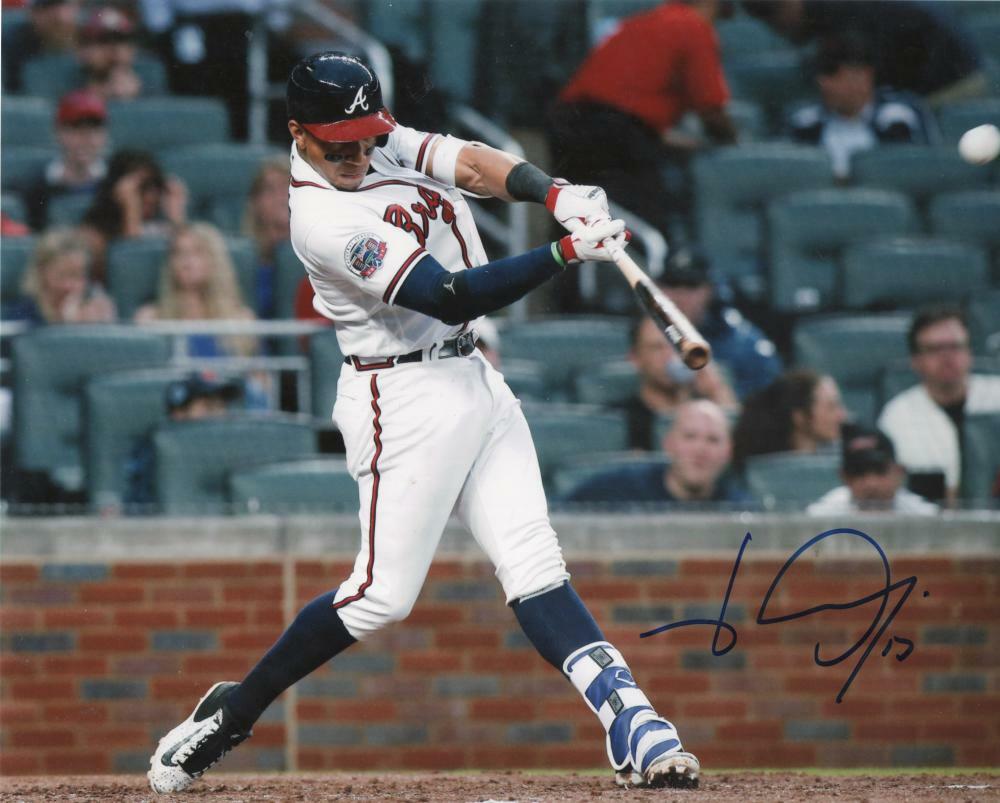 JOHAN CAMARGO ATLANTA BRAVES SIGNED AUTOGRAPHED 8X10 PHOTO W /COA
