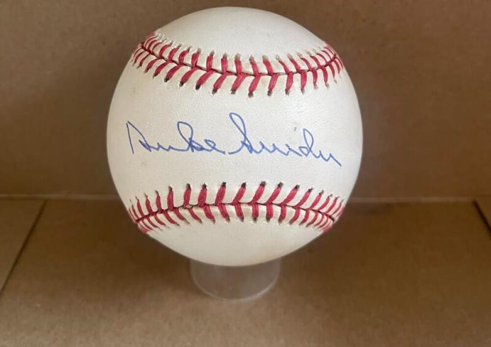 DUKE SNIDER BROOKLYN DODGERS SIGNED VINTAGE N.L. BASEBALL BECKETT AUTH 