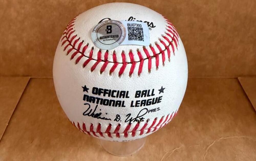 RYAN KLESKO BRAVES ROOKIE SIGNATURE SIGNED AUTOGRAPHED M.L. BASEBALL BECKETT AUT