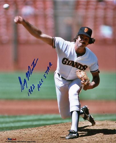 GREG  MINTON   GIANTS  1982  ALL STAR    SIGNED 8X10
