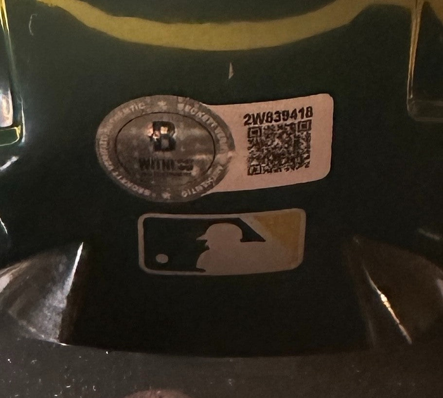 LAWRENCE BUTLER OAKLAND A'S SIGNED AUTOGRAPHED RAWLINGS MINI HELMET BECKETT