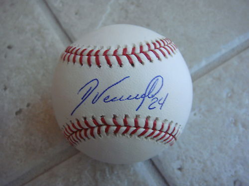 DAYAN VICIEDO CHICAGO WHITE SOX SIGNED OFFICIAL ML BALL