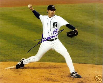 JASON GRILLI   DETROIT TIGERS   SIGNED 8X10 PHOTO