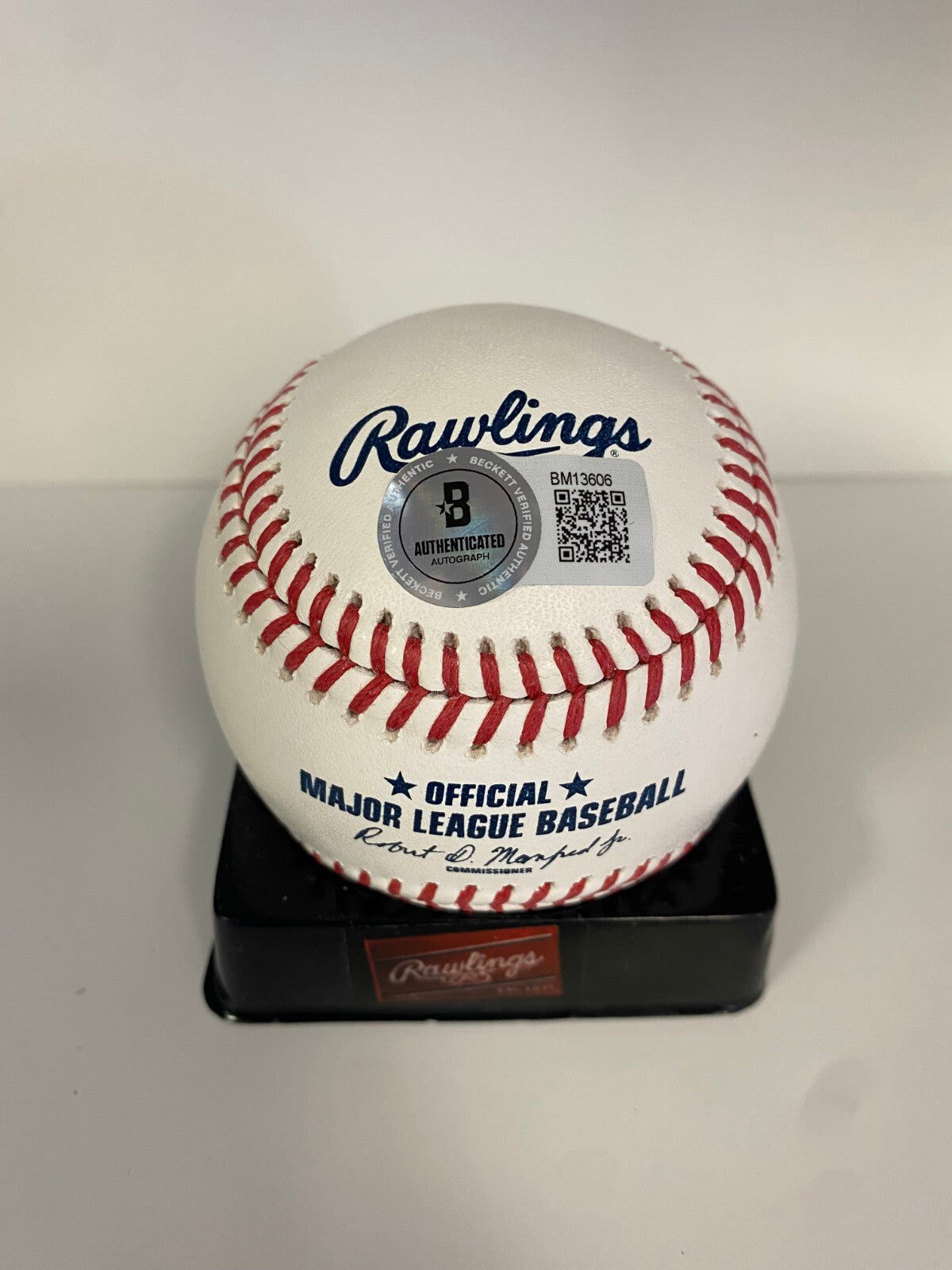 LUIS GARCIA HOUSTON ASTROS SIGNED AUTOGRAPHED M.L. BASEBALL BECKETT AUTH
