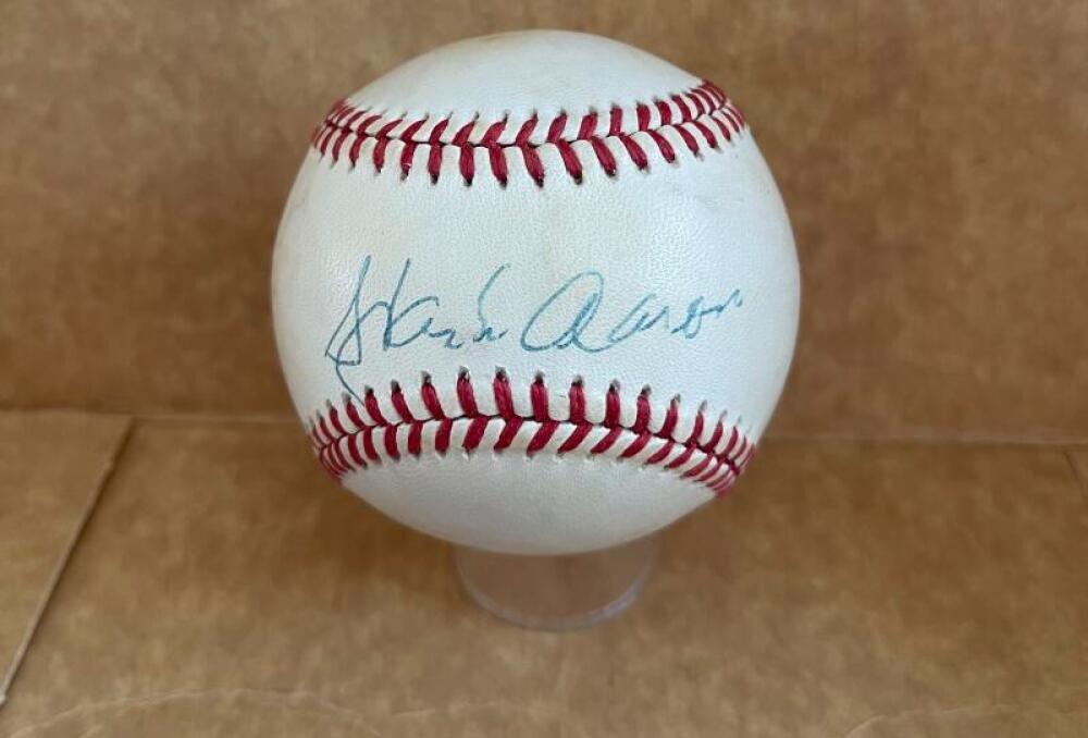 HANK AARON MILWAUKEE BRAVES VINTAGE SIGNED N.L. BASEBALL JSA LOA 