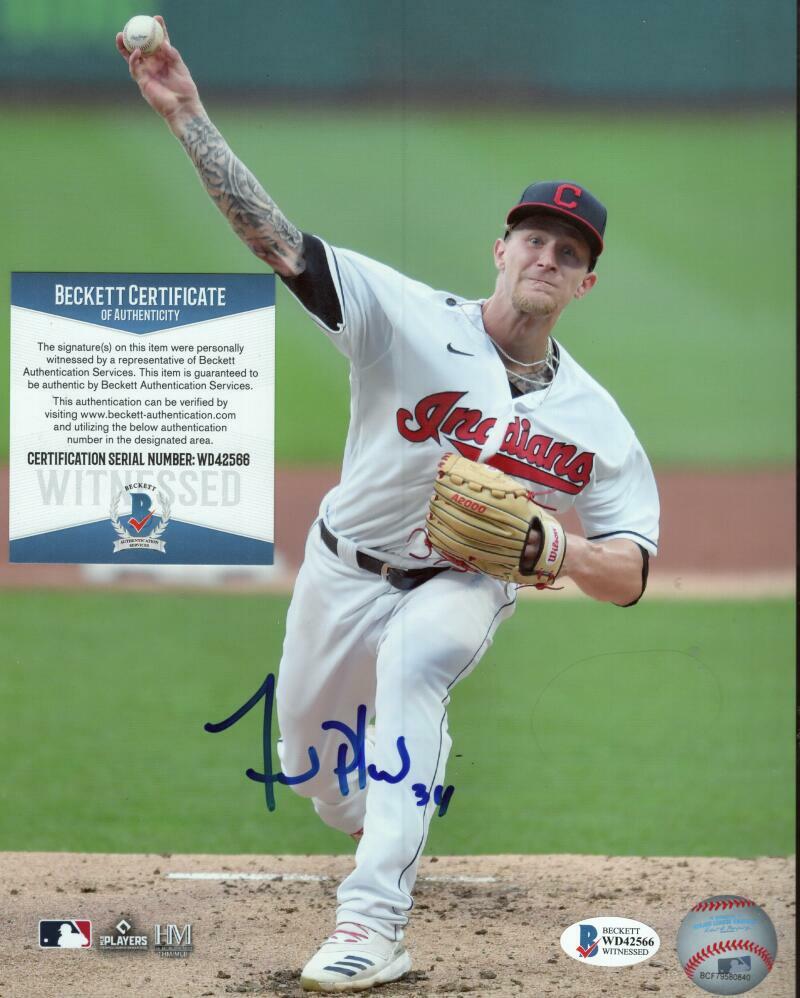ZACH PLESAC CLEVELAND INDIANS SIGNED 8X10 PHOTO BECKETT WD42566