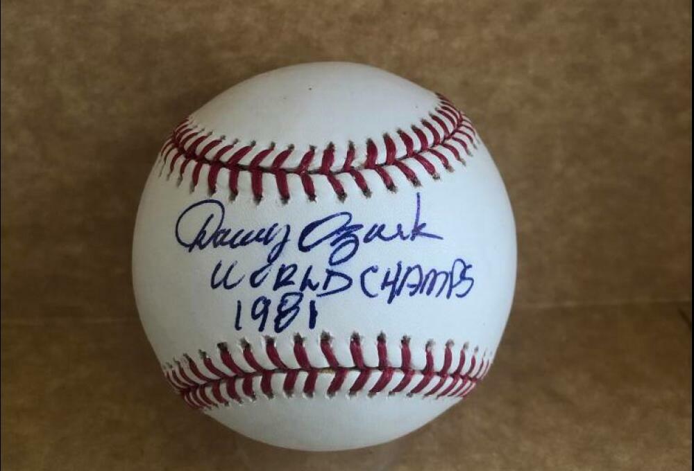 DANNY OZARK WORLD CHAMPS 1981 DODGERS SIGNED BASEBALL BECKETT S68906
