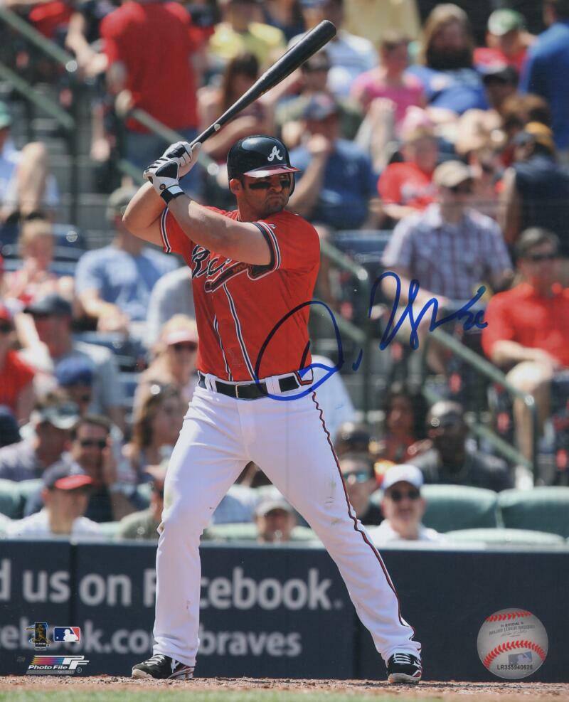 DAN UGGLA ATLANTA BRAVES SIGNED AUTOGRAPHED  8X10 PHOTO W/ COA