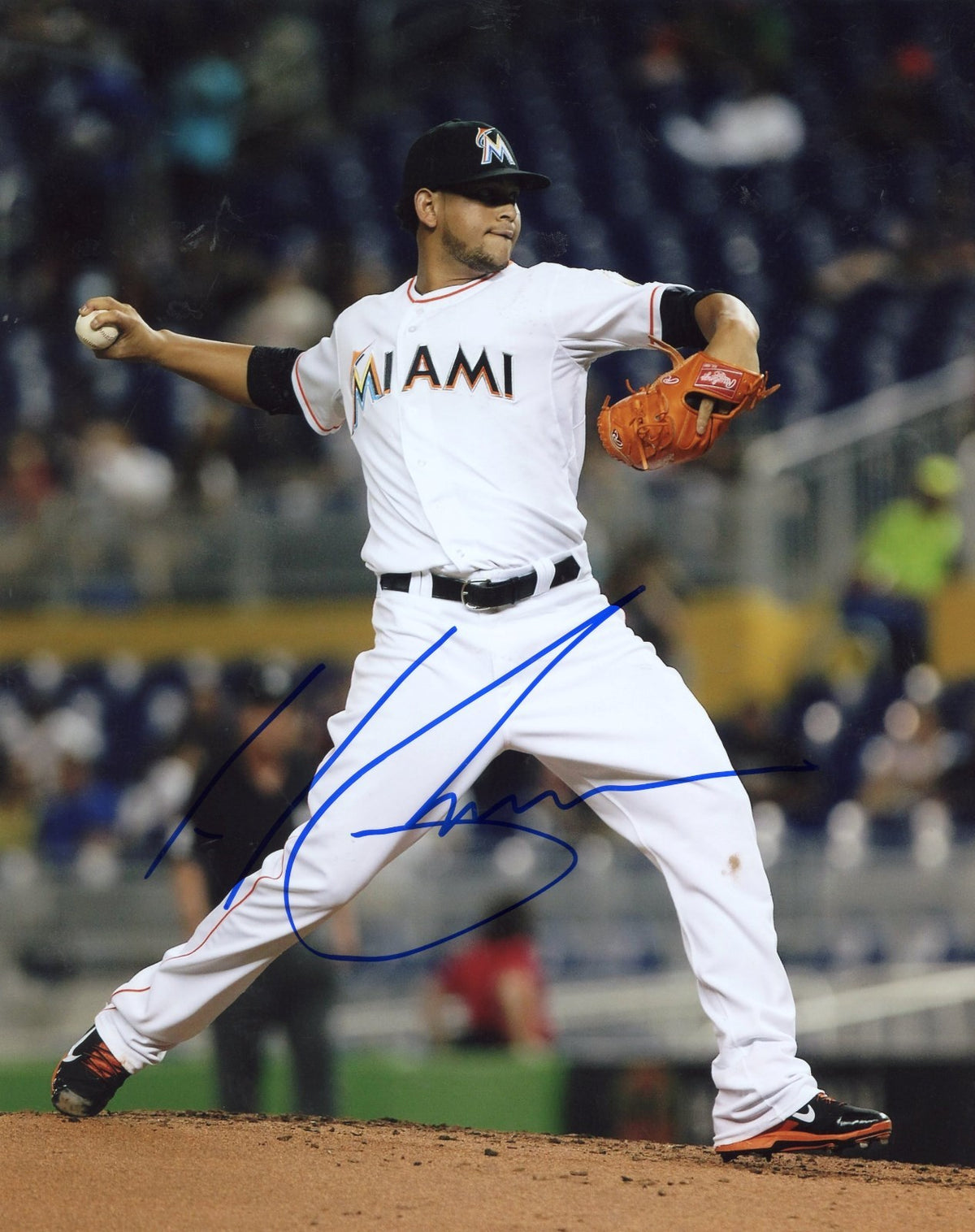 HENDERSON  ALVAREZ    MIAMI  MARLINS  PITCHING    AUTOGRAPHED  SIGNED  8X10  