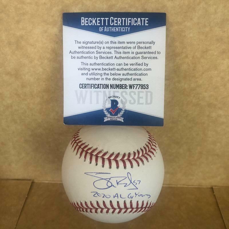 SHANE BIEBER INDIANS  2020 AL CY YOUNG SIGNED AUTO M.L BASEBALL BECKETT WF77953