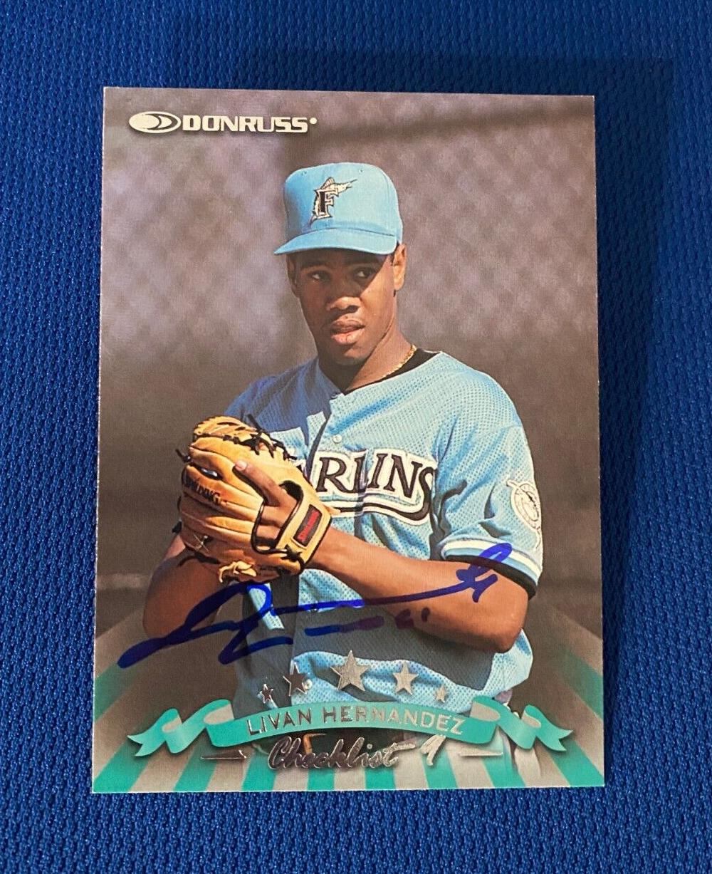 1998 DONRUSS LIVAN HERNANDEZ FL MARLINS AUTOGRAPHED SIGNED CARD #75 W/COA
