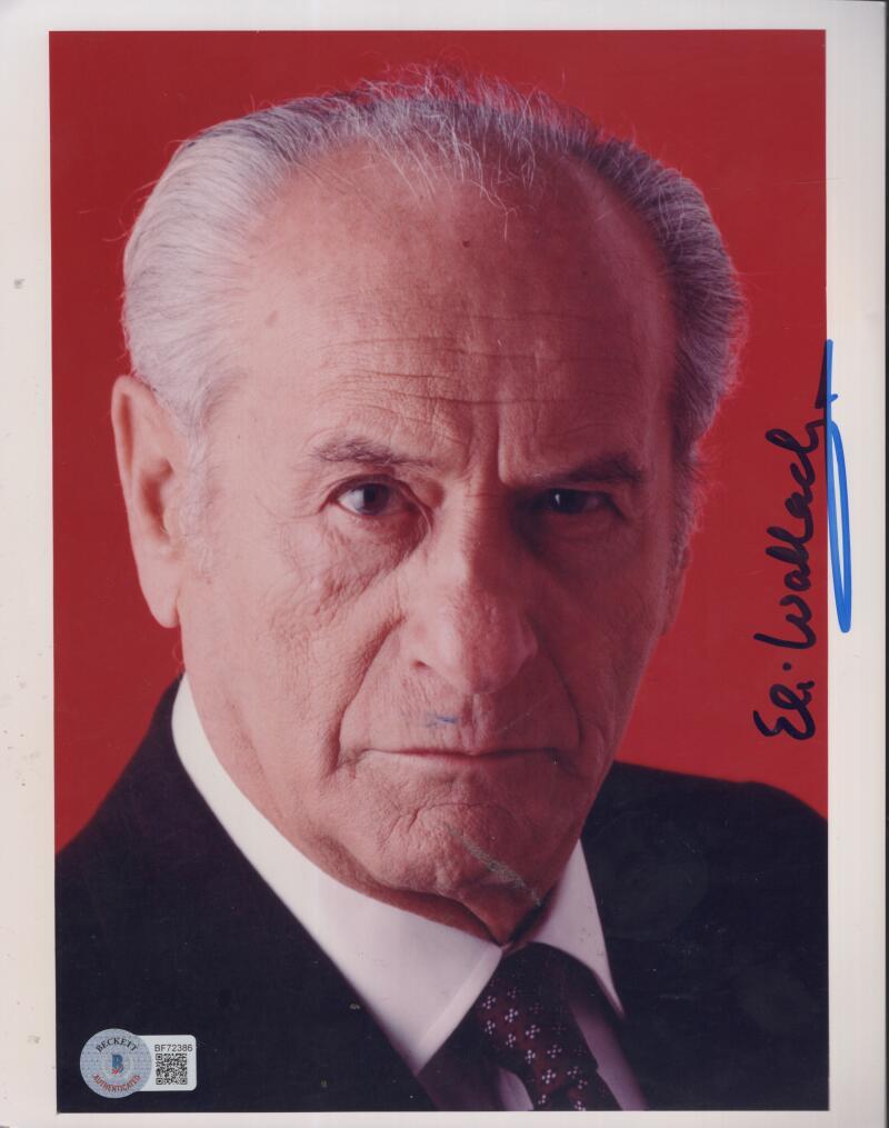 ELI WALLACH FAMOUS ACTOR  SIGNED AUTOGRAPHED 8X10 PHOTO BECKETT BF72386