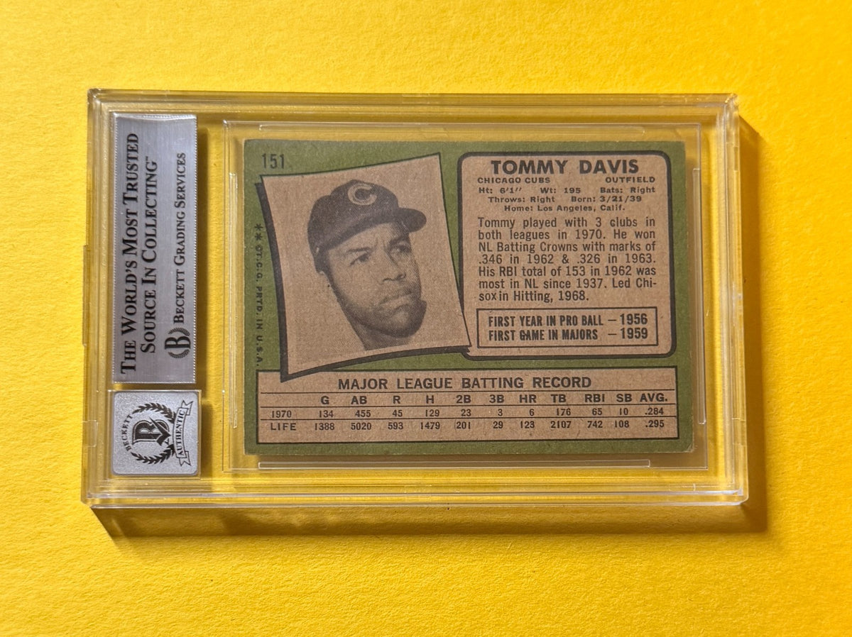 1971 TOPPS TOMMY DAVIS #151 SIGNED AUTO CARD BECKETT 10 AUTHENTIC CUBS