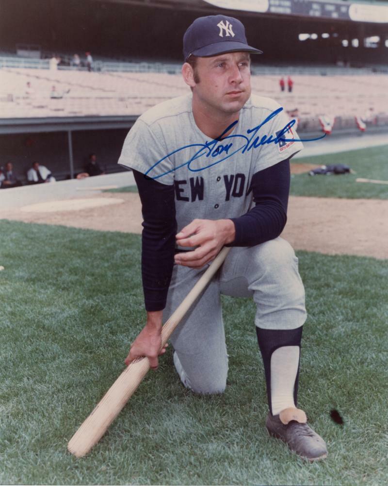 TOM TRESH NEW YORK YANKEES  SIGNED AUTOGRAPHED 8X10  PHOTO W/ COA