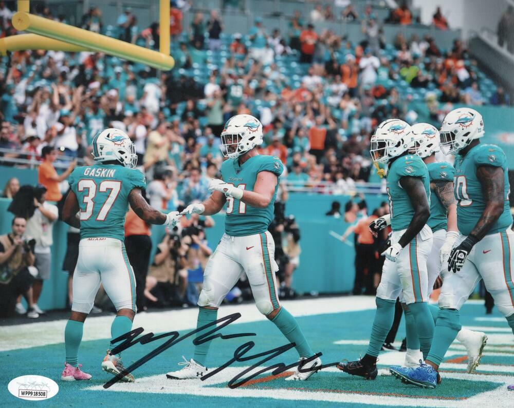 MYLES GASKIN MIAMI DOLPHINS SIGNED AUTOGRAPHED 8X10 PHOTO JSA WPP918508