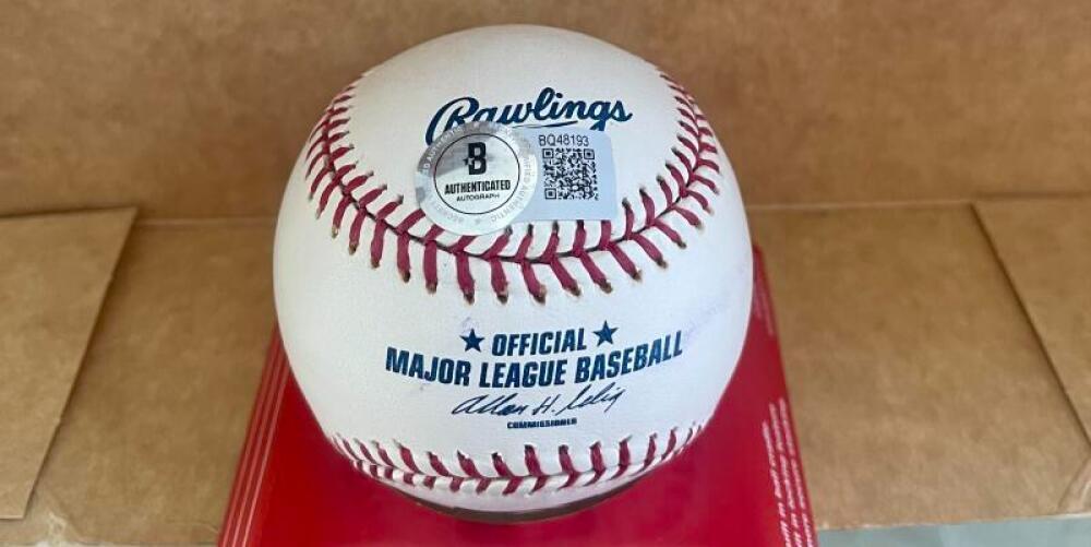 WILY MO PENA REDS/RED SOX  SIGNED AUTO M.L. BASEBALL BECKETT AUTH