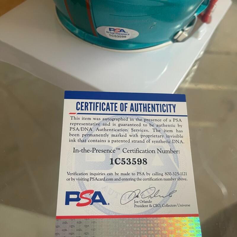 MARLIN BRISCOE MIAMI DOLPHINS 1972 17-0 SIGNED FLASH MINI HELMET PSA 1C53598