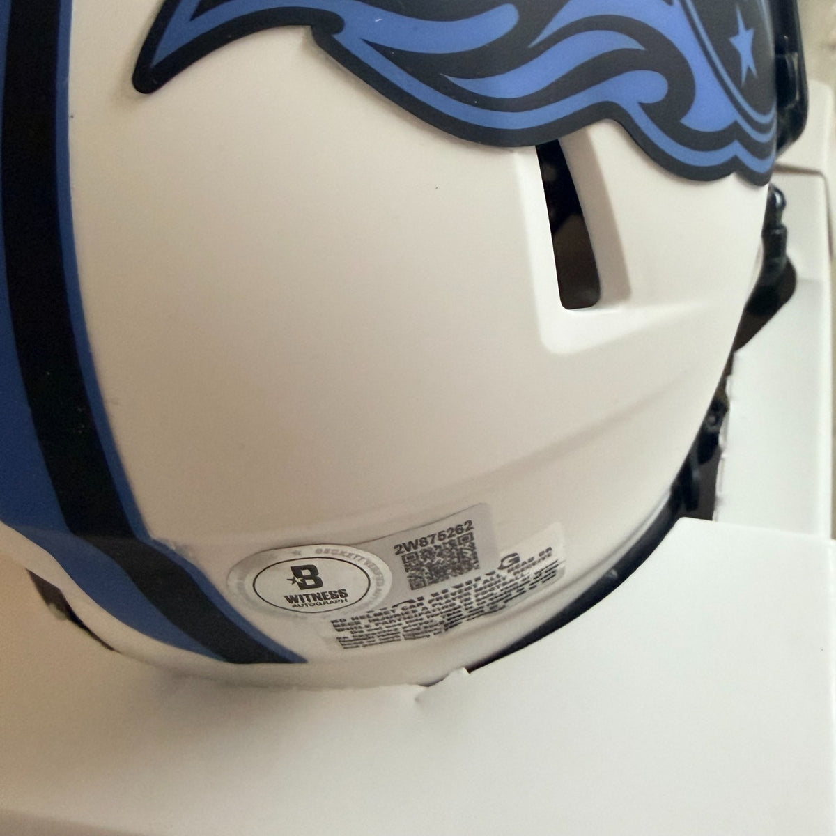 CHRIS JOHNSON TENNESSEE TITANS SIGNED LUNAR MINI HELMET BECKETT AUTH