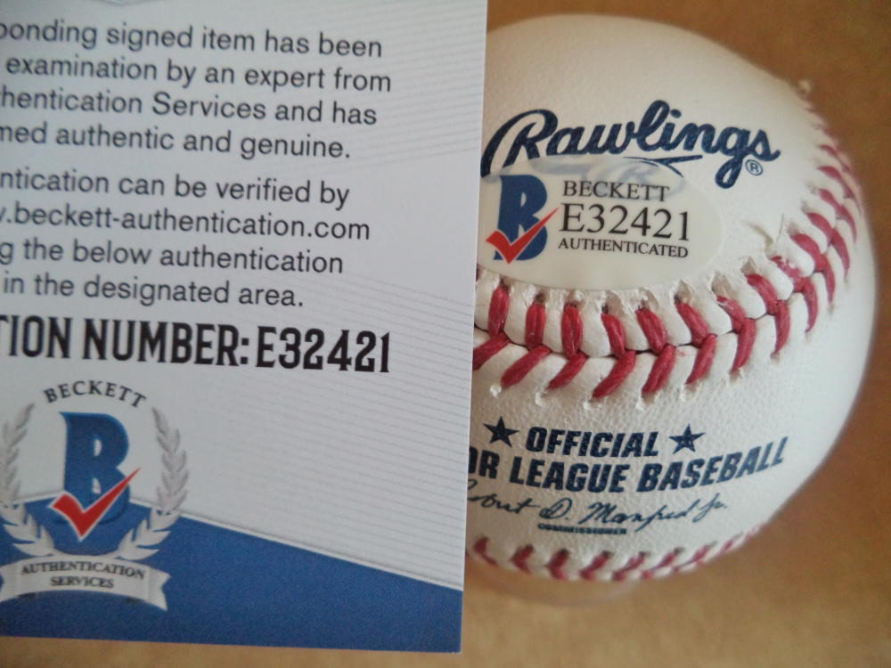 ODUBEL HERRERA PHILADELPHIA PHILLIES SIGNED AUTO M.L. BASEBALL BECKETT E32421