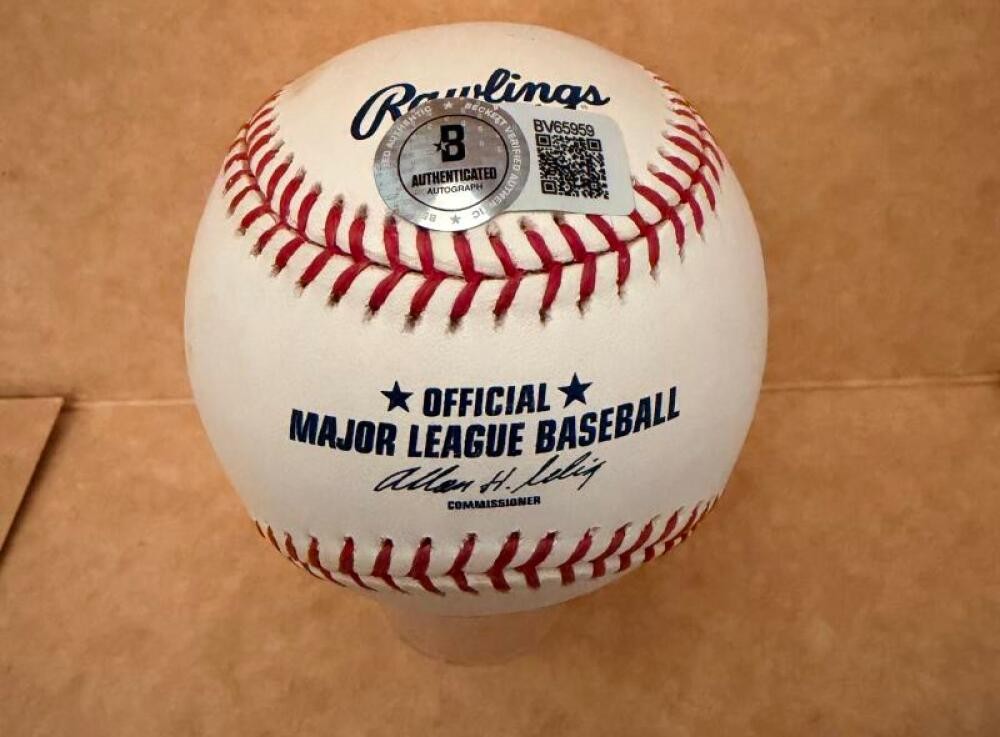 DICK WILLIAMS HALL OF FAME 08 SIGNED AUTO M.L. BASEBALL BECKETT AUTH