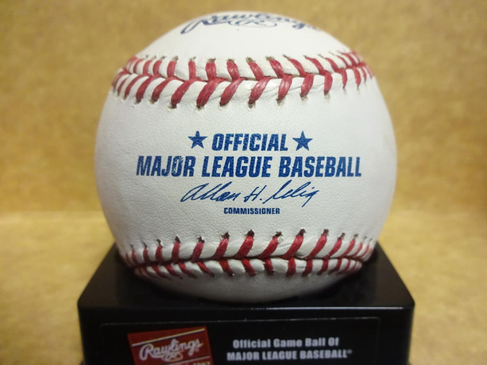 LANCE CARTER ROYALS,DODGERS,RAYS SIGNED M.L. BASEBALL W/COA