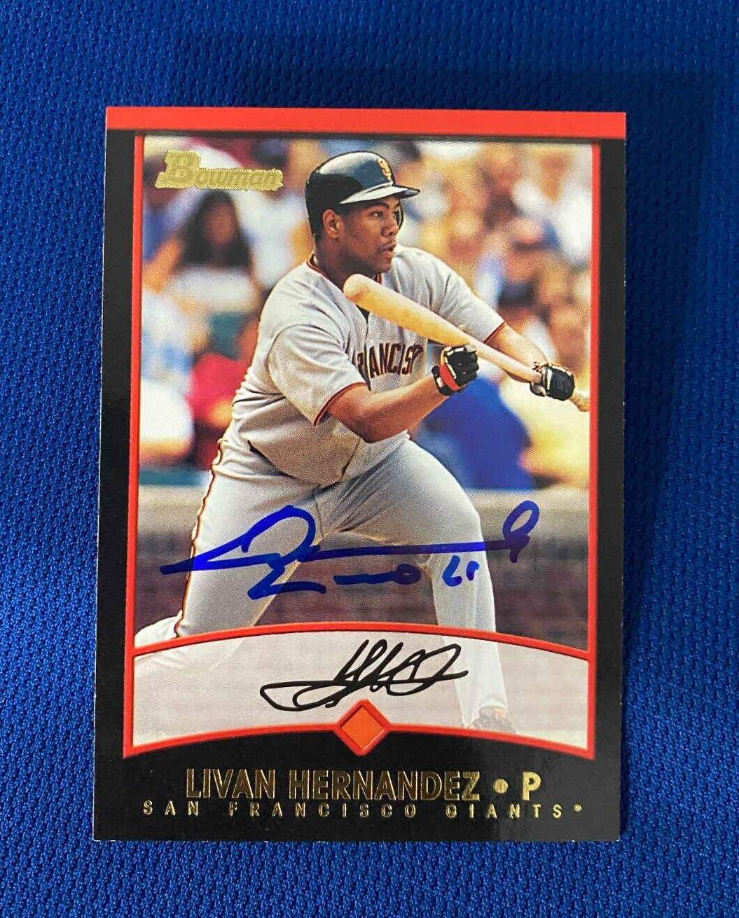 2001 BOWMAN LIVAN HERNANDEZ SF GIANTS AUTOGRAPHED SIGNED CARD #41 W/COA