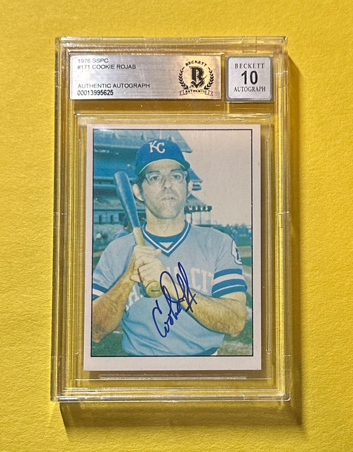 1976 SSPC COOKIE ROJAS #171 BECKETT AUTHENTIC AUTO 10 ROYALS