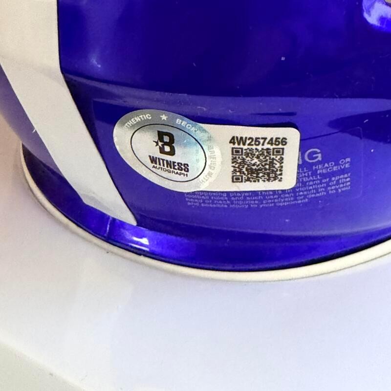 JONATHAN TAYLOR INDIANAPOLIS COLTS SIGNED FLASH MINI HELMET BECKETT AUTHENTIC