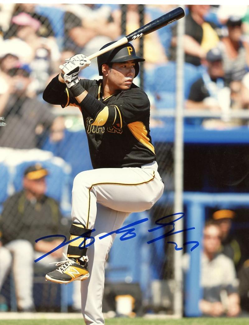 JUNG- HO KANG PITTSBURGH PIRATES SIGNED AUTOGRAPHED 8X10 PHOTO W/COA 
