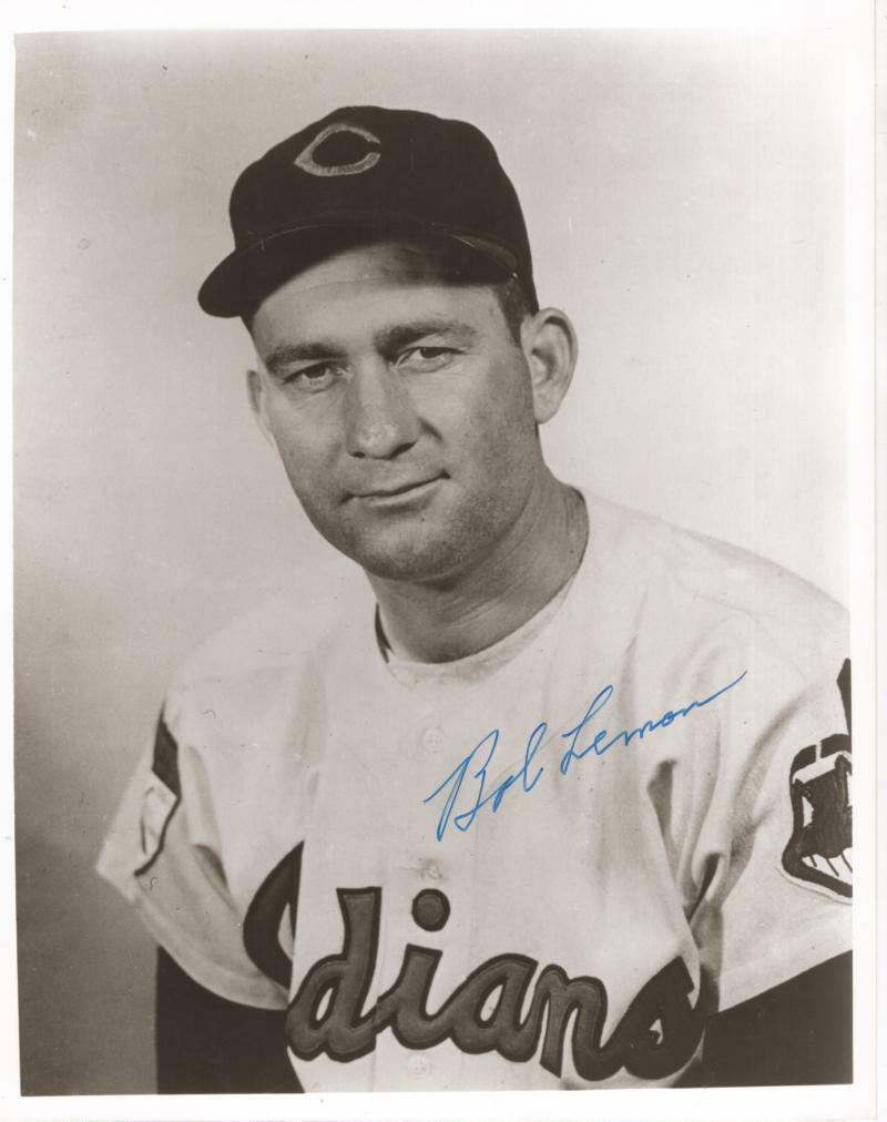 BOB LEMON  CLEVELAND INDIANS B/W  SIGNED AUTOGRAPHED 8X10 PHOTO W/ COA