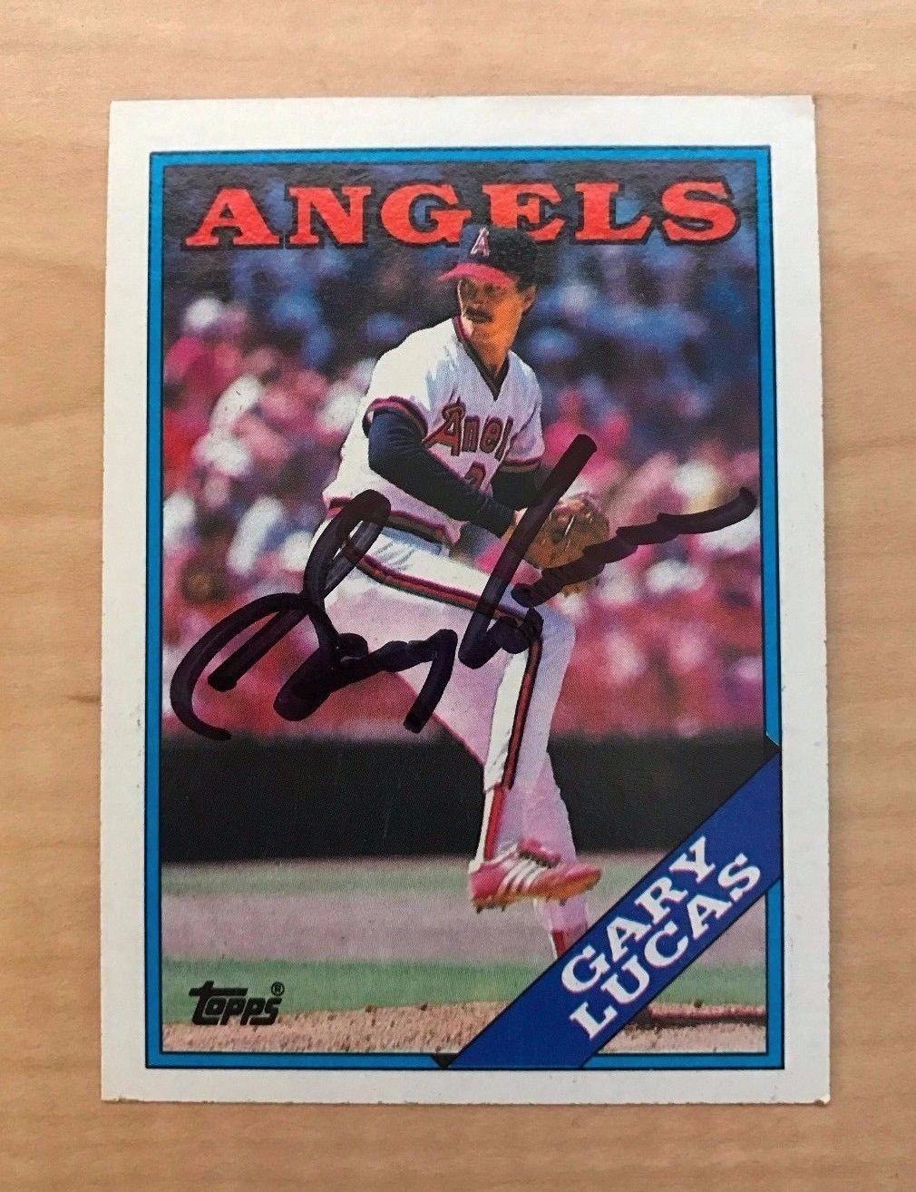 GARY LUCAS CALIFORNIA ANGELS SIGNED AUTOGRAPHED 1988 TOPPS CARD #524 W/COA