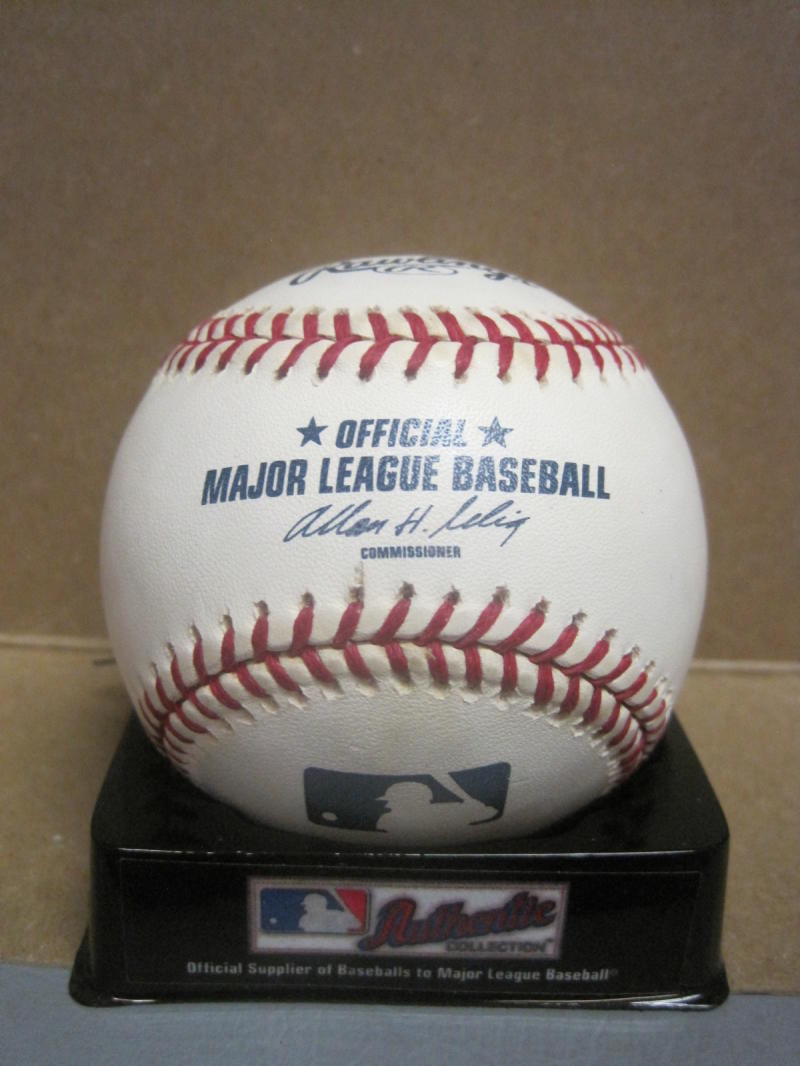 KEVIN BROWN YANKEES/MARLINS/DODGERS SIGNED AUTOGRAPHED M.L. BASEBALL W/COA