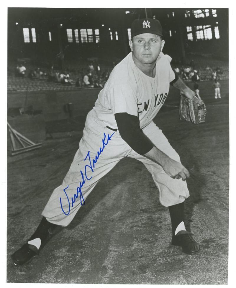 VIRGIL TRUCKS B/W NEW YORK YANKEES  SIGNED AUTOGRAPHED 8X10 PHOTO W/COA