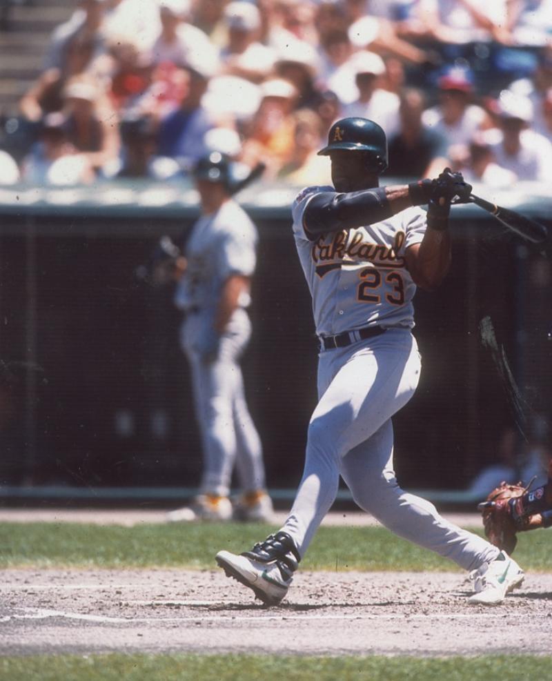 PATRICK LENNON OAKLAND  A'S  UNSIGNED 8X10 PHOTO