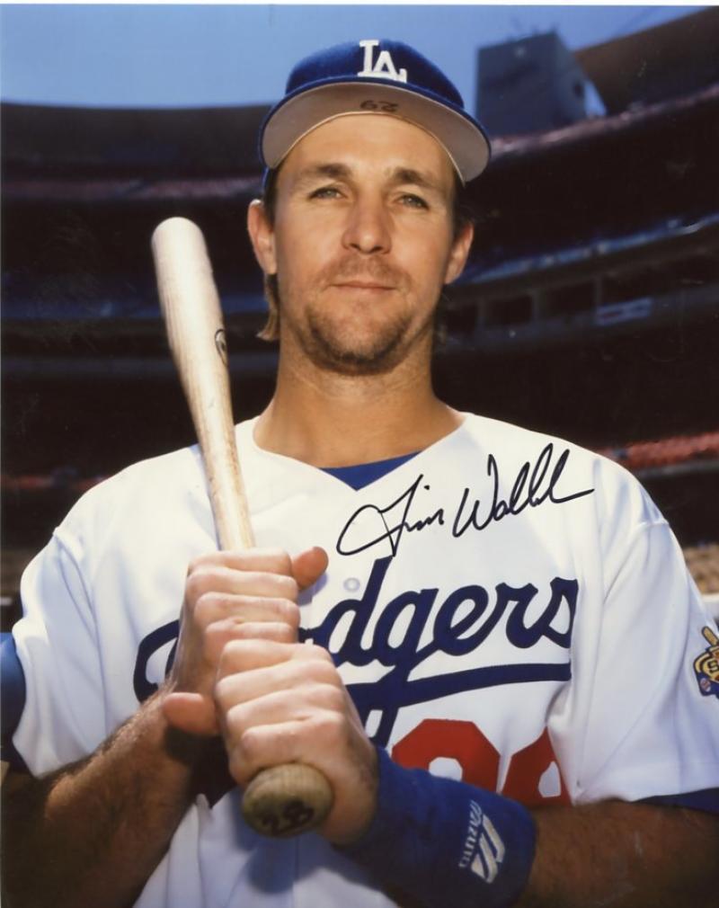 TIM WALLACH LOS ANGELES DODGERS SIGNED AUTOGRAPHED 8X10 PHOTO W/COA