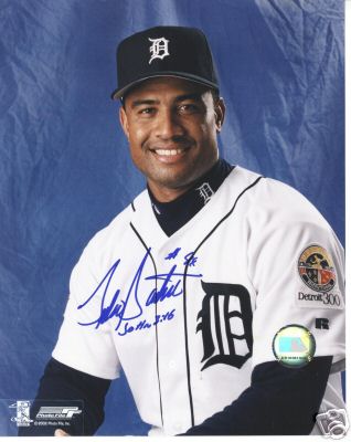 JULIO SANTANA DETROIT TIGERS SIGNED 8X10 PHOTO W/COA