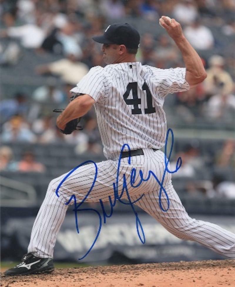 BUDDY CARLYLE NEW YORK YANKEES SIGNED AUTOGRAPHED 8X10 PHOTO W/ COA