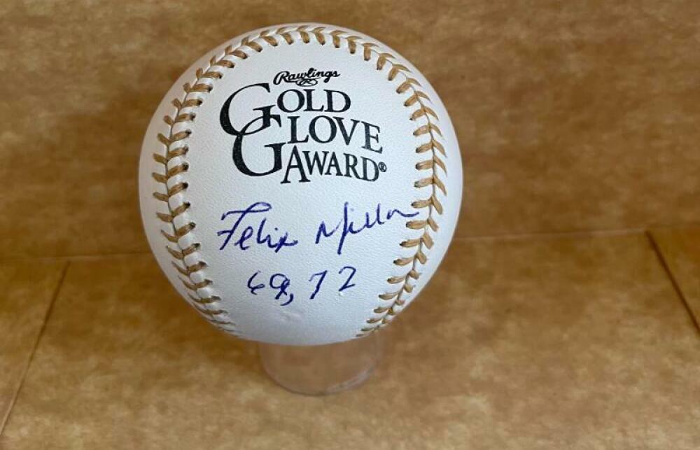 FELIX MILLAN METS/BRAVES SIGNED AUTO GOLD GLOVE 69,72 BASEBALL BAS BC85121