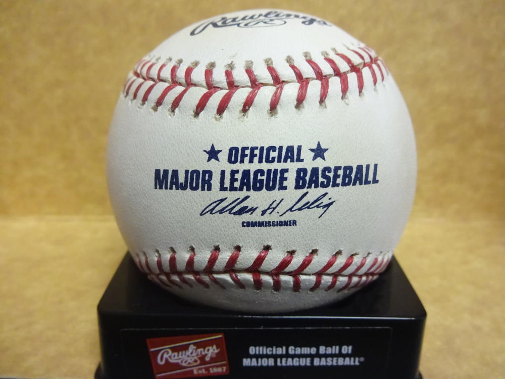 BOBBY CROSBY 04 AL ROY A'S SIGNED M.L. BASEBALL W/COA