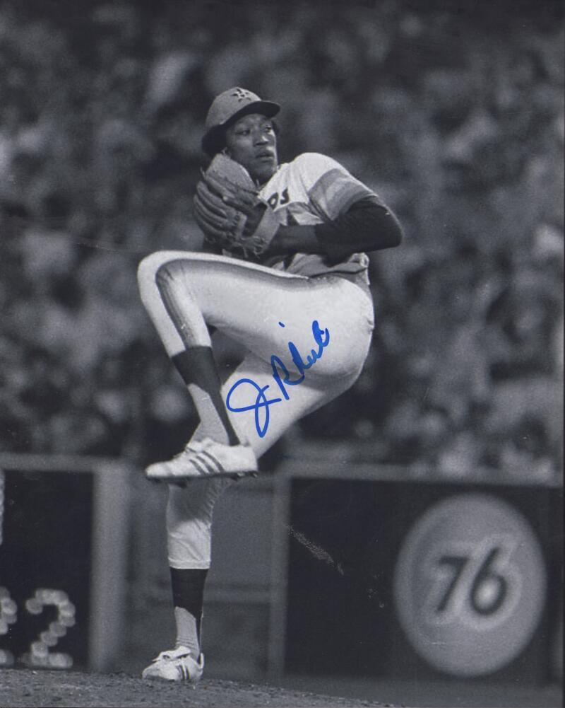 J.R. RICHARD ASTROS  SIGNED AUTOGRAPHED 8X10 PHOTO W/ COA