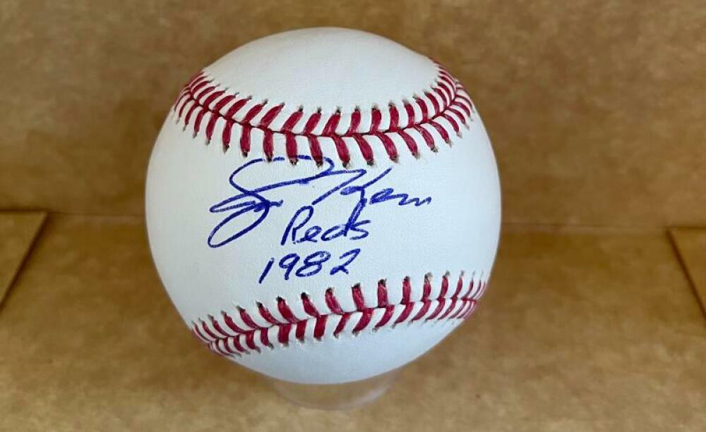 JIM KERN REDS 1982 SIGNED AUTOGRAPHED M.L BASEBALL BECKETT BC94265