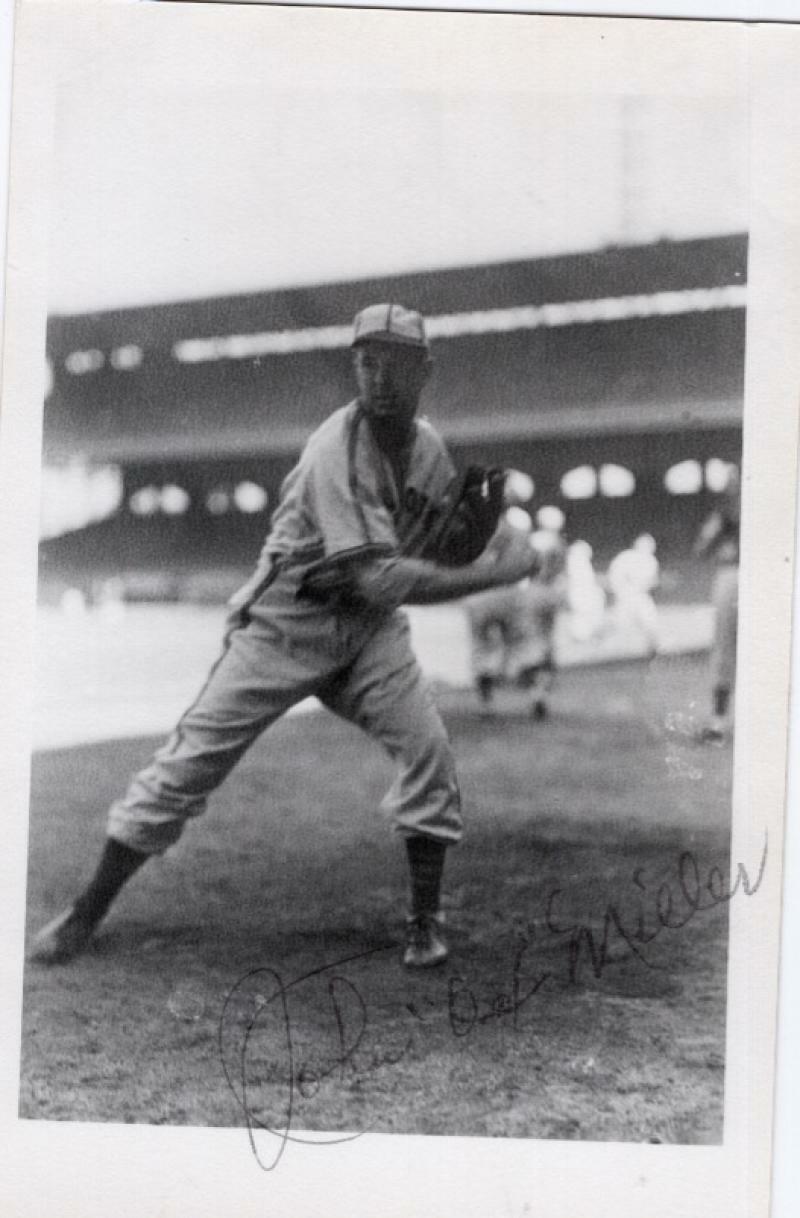 JOHN MILLER  ST. LOUIS BROWNS SIGNED AUTOGRAPHED 3X5 POSTCARD W/ COA