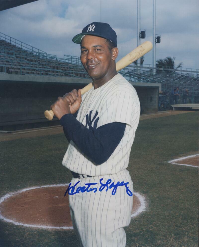 HECTOR LOPEZ NEW YORK YANKEES  SIGNED AUTOGRAPHED  8X10 PHOTO W/ COA