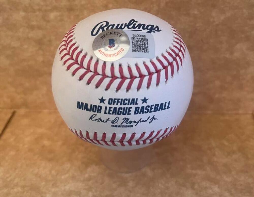 TITO LANDRUM 83 WS CHAMPS SIGNED AUTOGRAPHED M.L. BASEBALL BECKETT AUTH